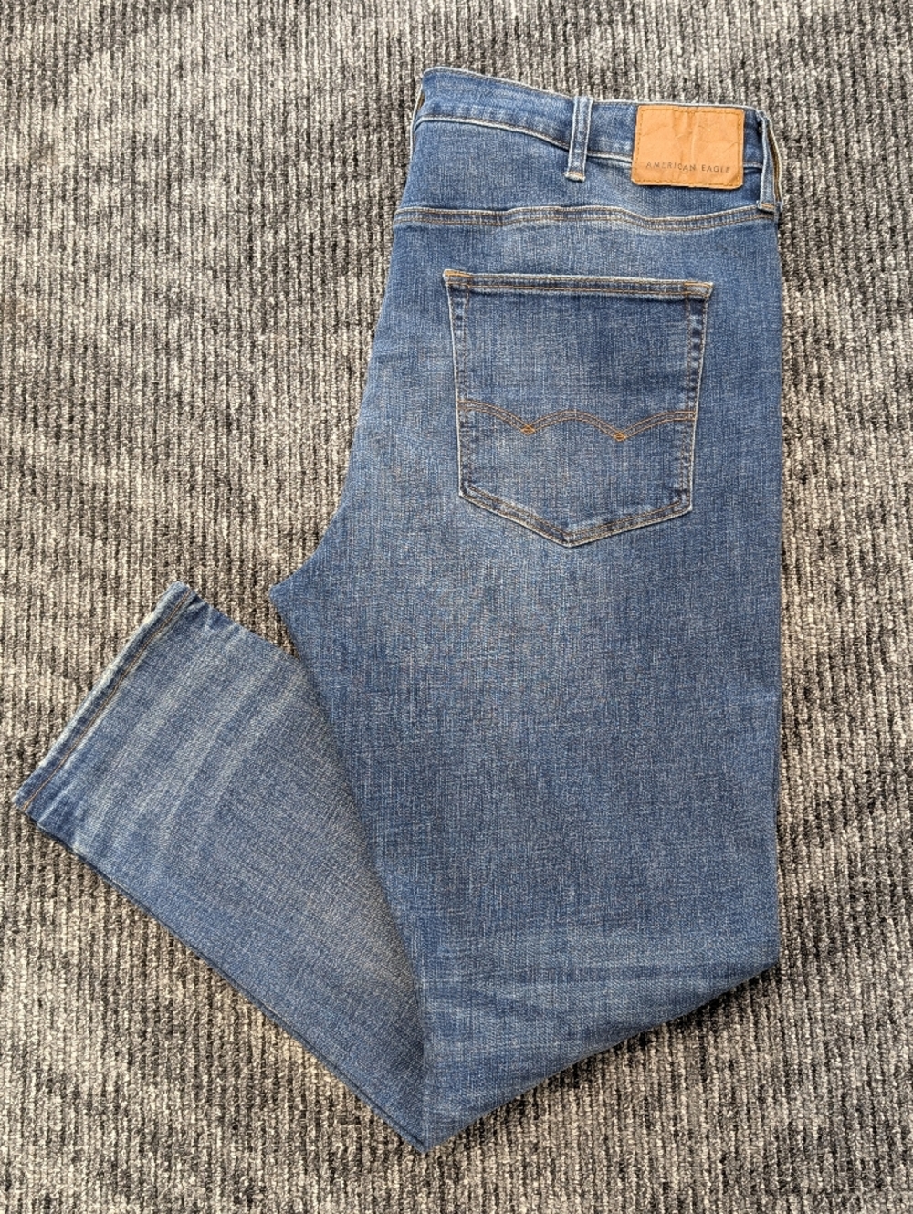 American Eagle Next Level Flex Original Taper Distressed Jeans 38x32 - Picture 13 of 15